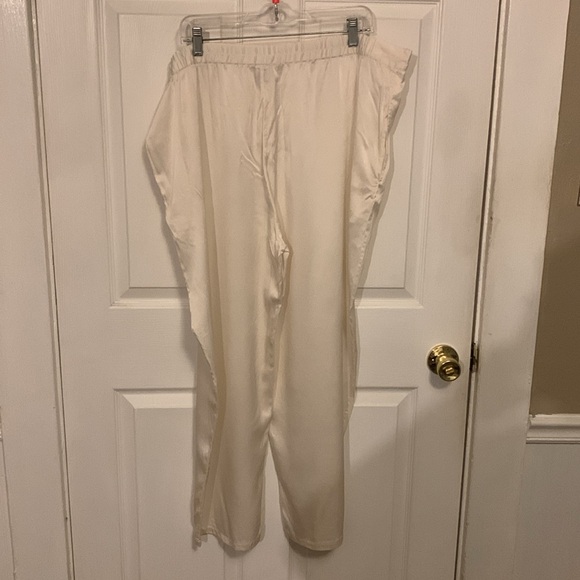 Women’s Silk Wide-Leg Coquette Minimalist Quite Luxury Lounging Pants Size 1X - Picture 2 of 13